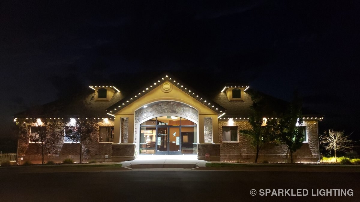 Permanent LED lighting on the Clinton Utah golf course clubhouse in warm white